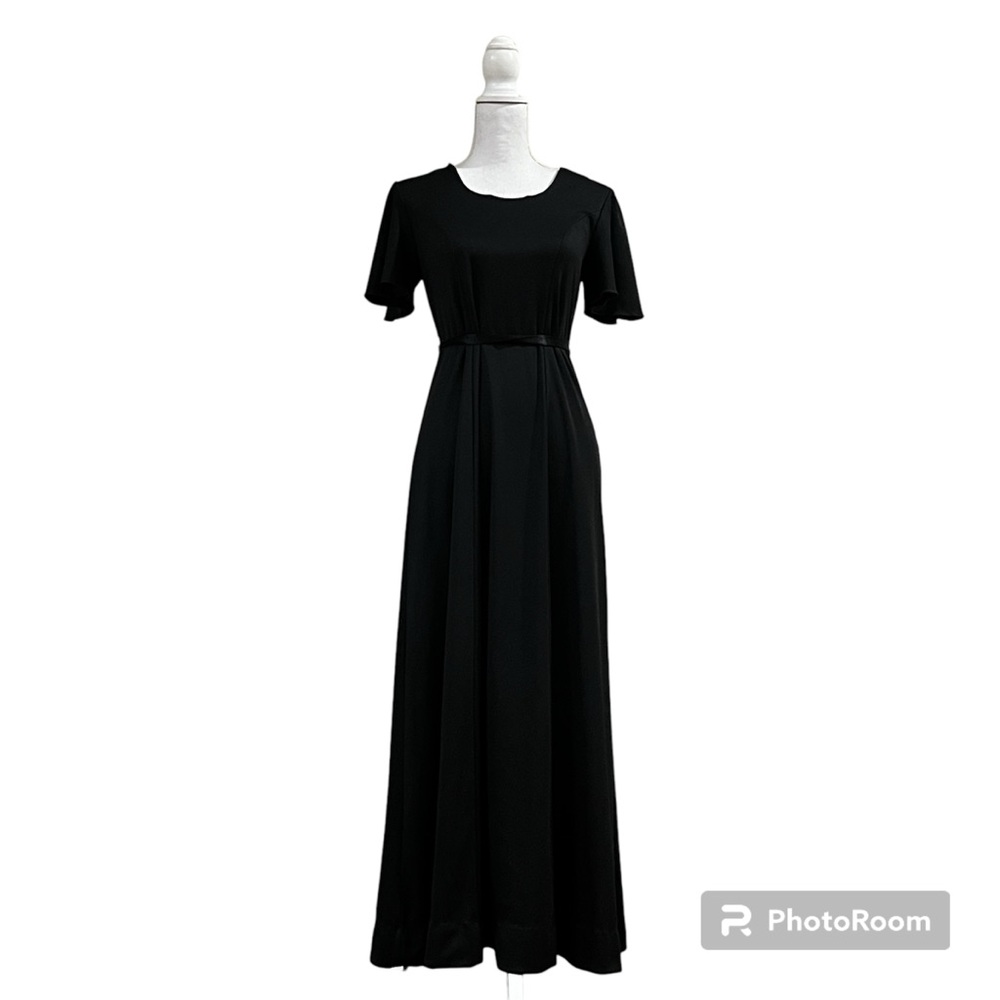 Elegant Choir modest floorlength gown with flowy bell sleeves and ribbon